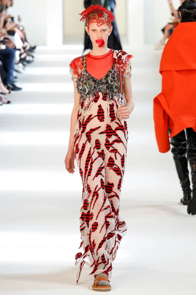 Look 2